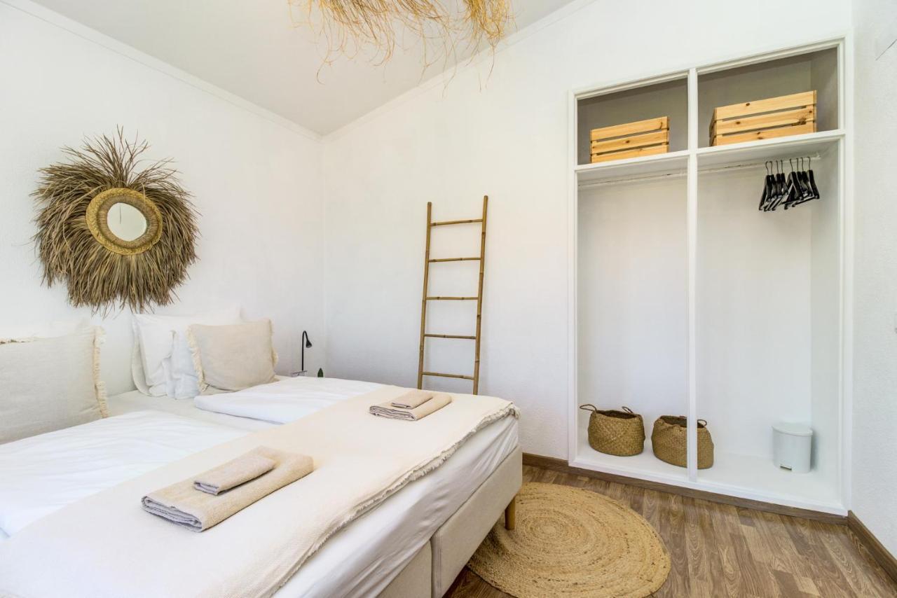 Ocean House - Ribeira D'Ilhas Ericeira Hostel Kültér fotó
